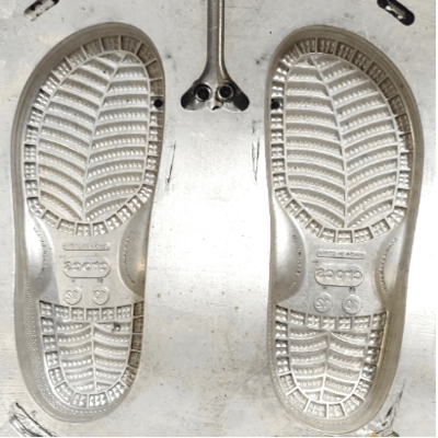Shoe mold laser cleaning